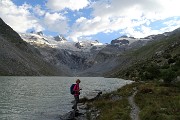 86 Nel Lej da Vadret le acque del ghiacciaio di Roseg